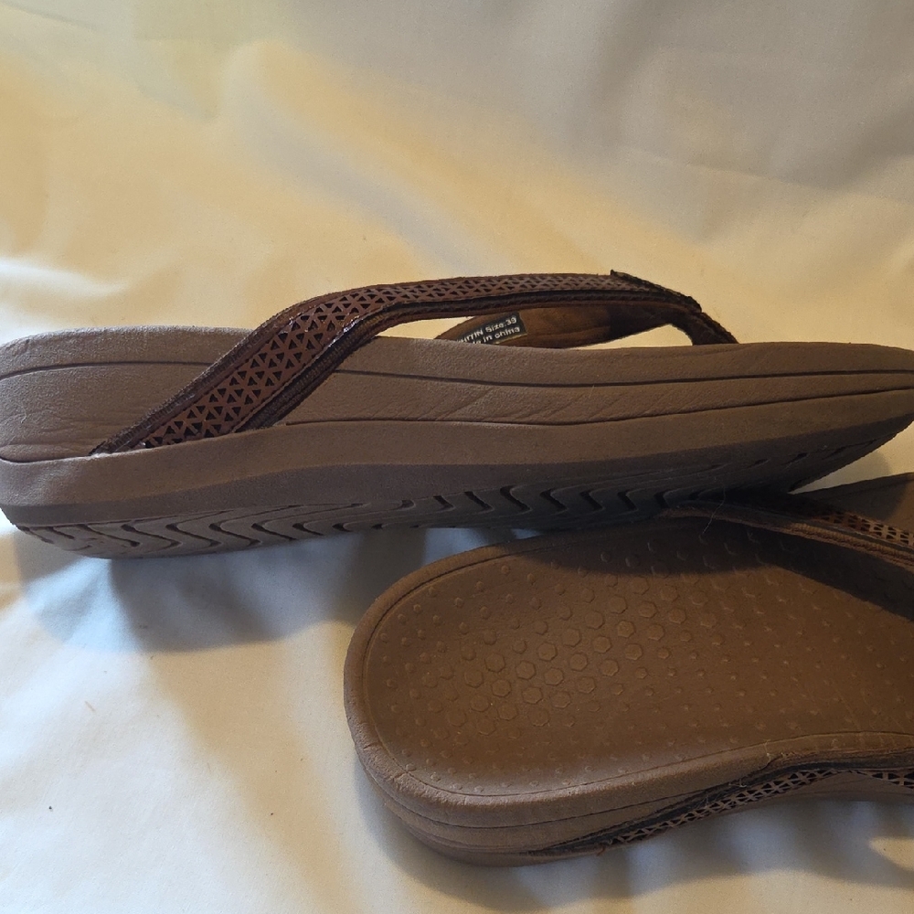 WHITIN Brown Sandals - Picture 4 of 5
